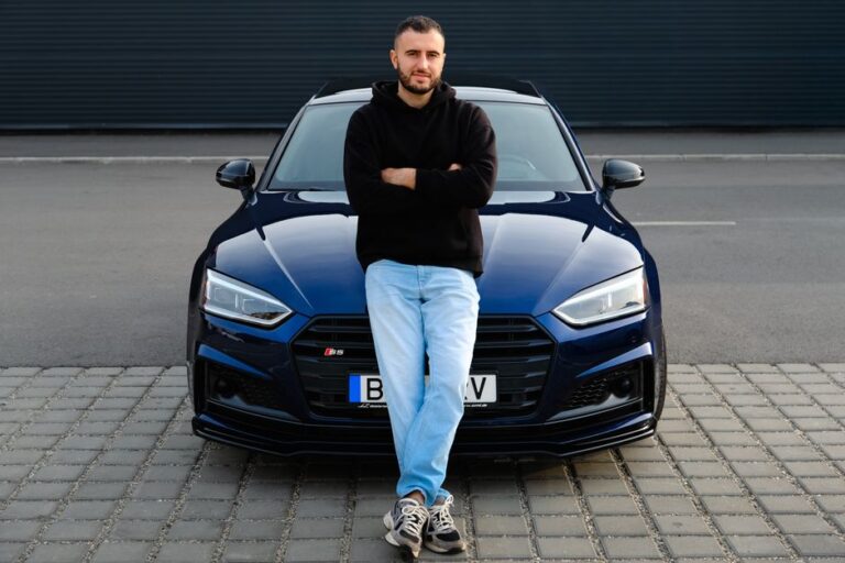 Auto jako záchranná brzda? Získejte peníze dřív, než bude pozdě!